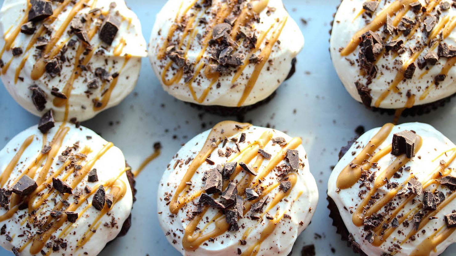 protein peanut butter cheesecake stuffed brownie cups