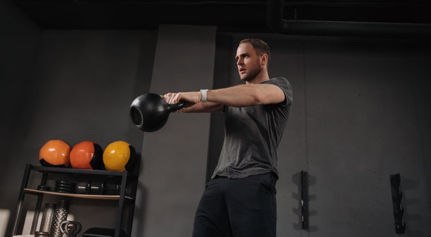 kettlebell swing